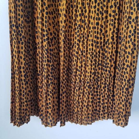J. Crew Cheetah Print Pleated Flowy Chiffon Midi Skirt Size 12 - Picture 7 of 13